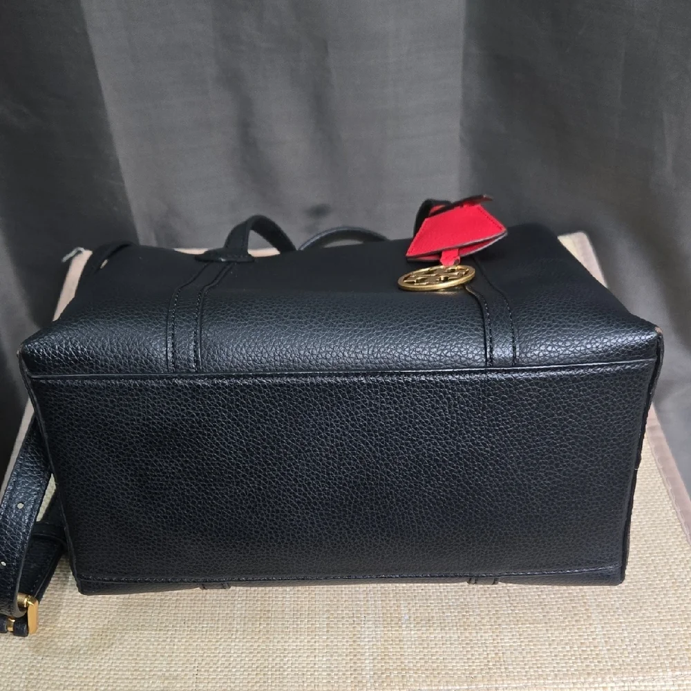 Tory Burch Black Tote EUC - Picture 3 of 14